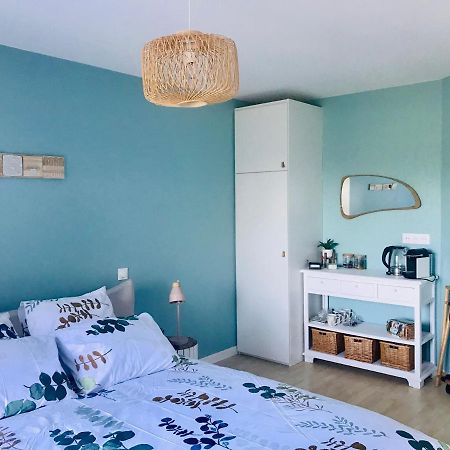 Au Petit Bonheur De Claire Et Jo Bed & Breakfast La Chapelle-Caro Екстериор снимка