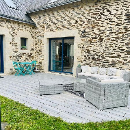 Au Petit Bonheur De Claire Et Jo Bed & Breakfast La Chapelle-Caro Екстериор снимка