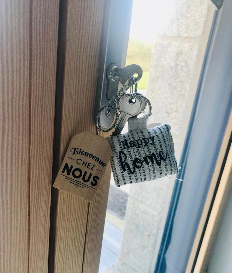 Au Petit Bonheur De Claire Et Jo Bed & Breakfast La Chapelle-Caro Екстериор снимка